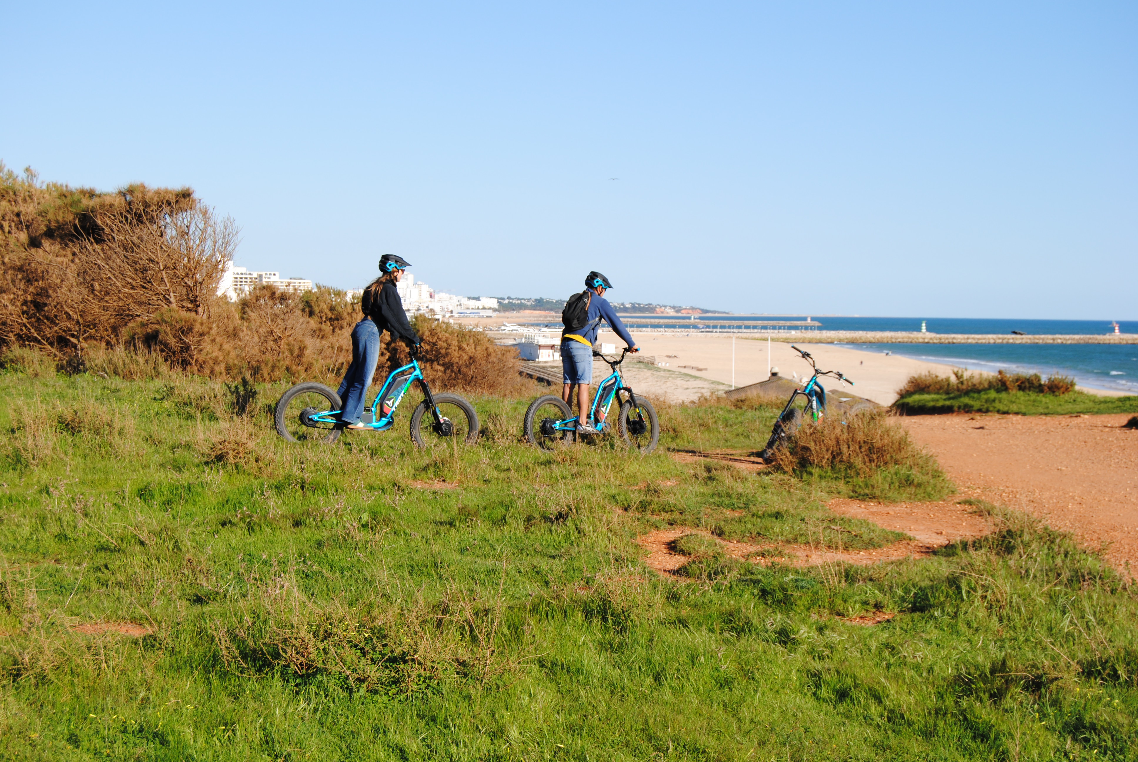 Tour entre Falésias e Pinhais: De Falésia a Vilamoura (2h Ride)